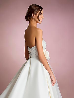 Fabíola Cardoso / White One