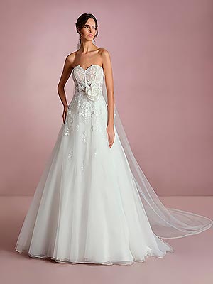 Fabíola Cardoso / White One